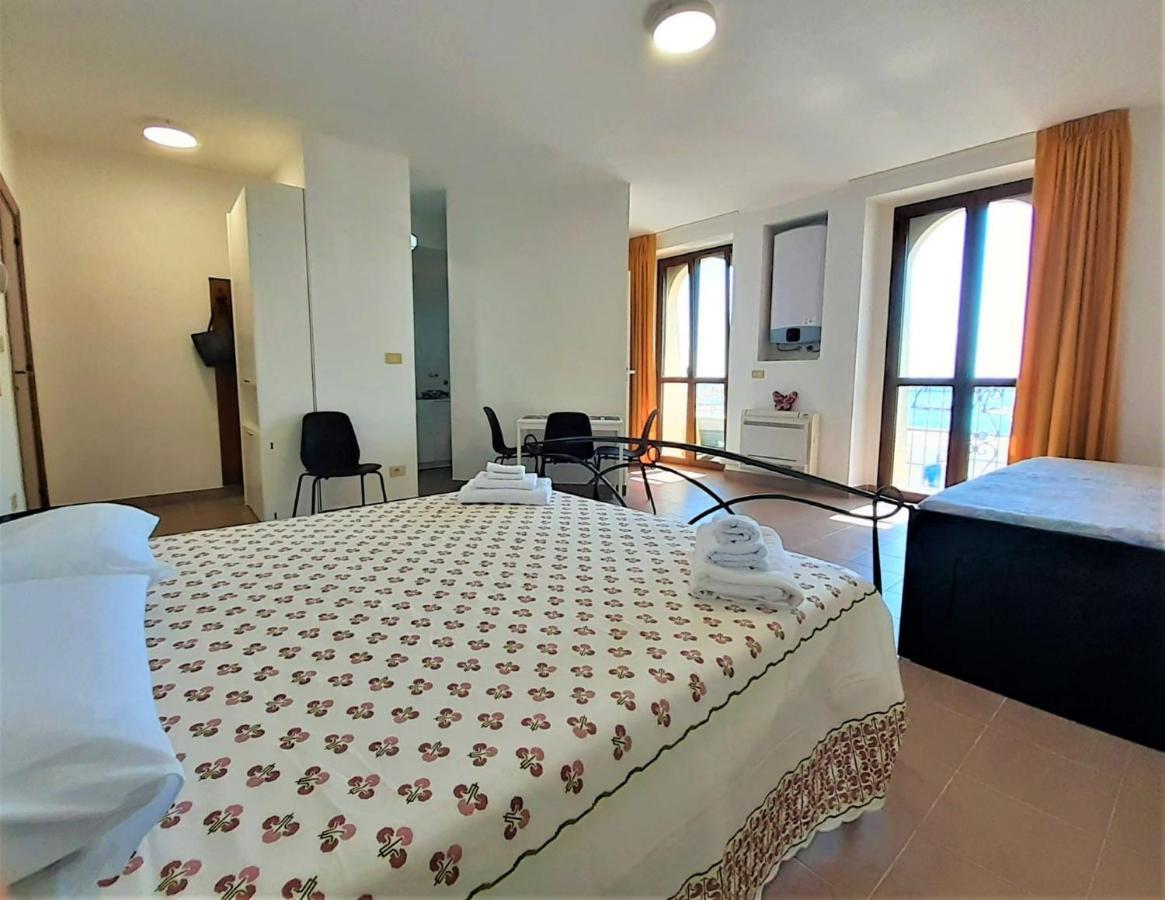 K&K Room Duomo1 Termoli Esterno foto